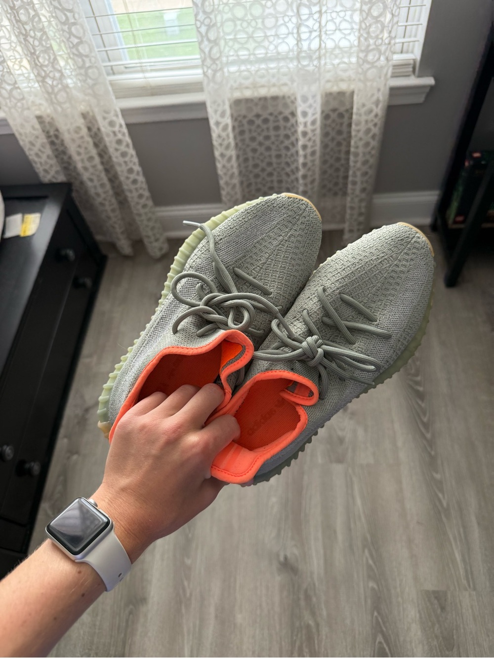Yeezys Mens 8